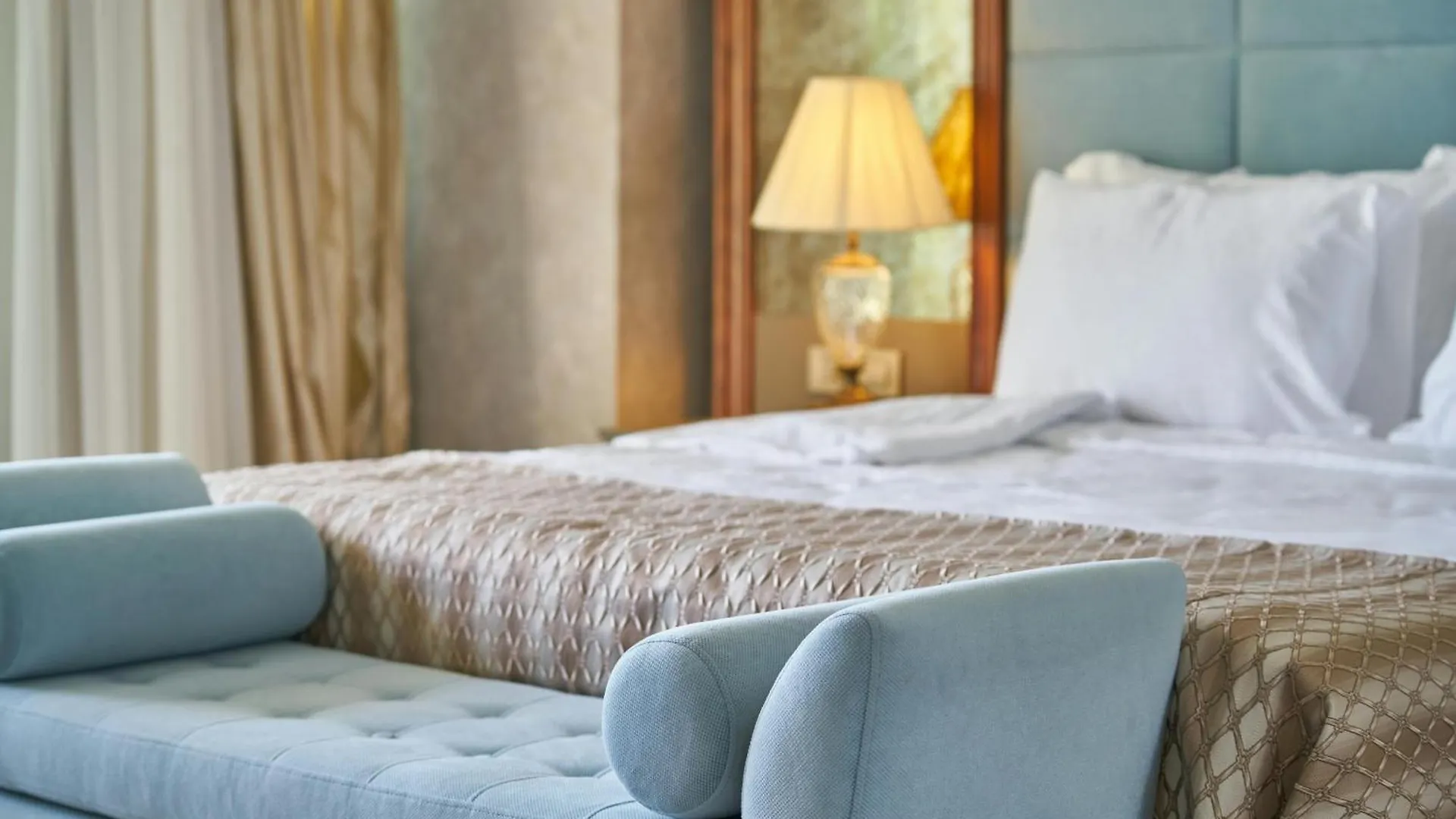 Hotel Ocean Suites Near Delhi Airport New Delhi India